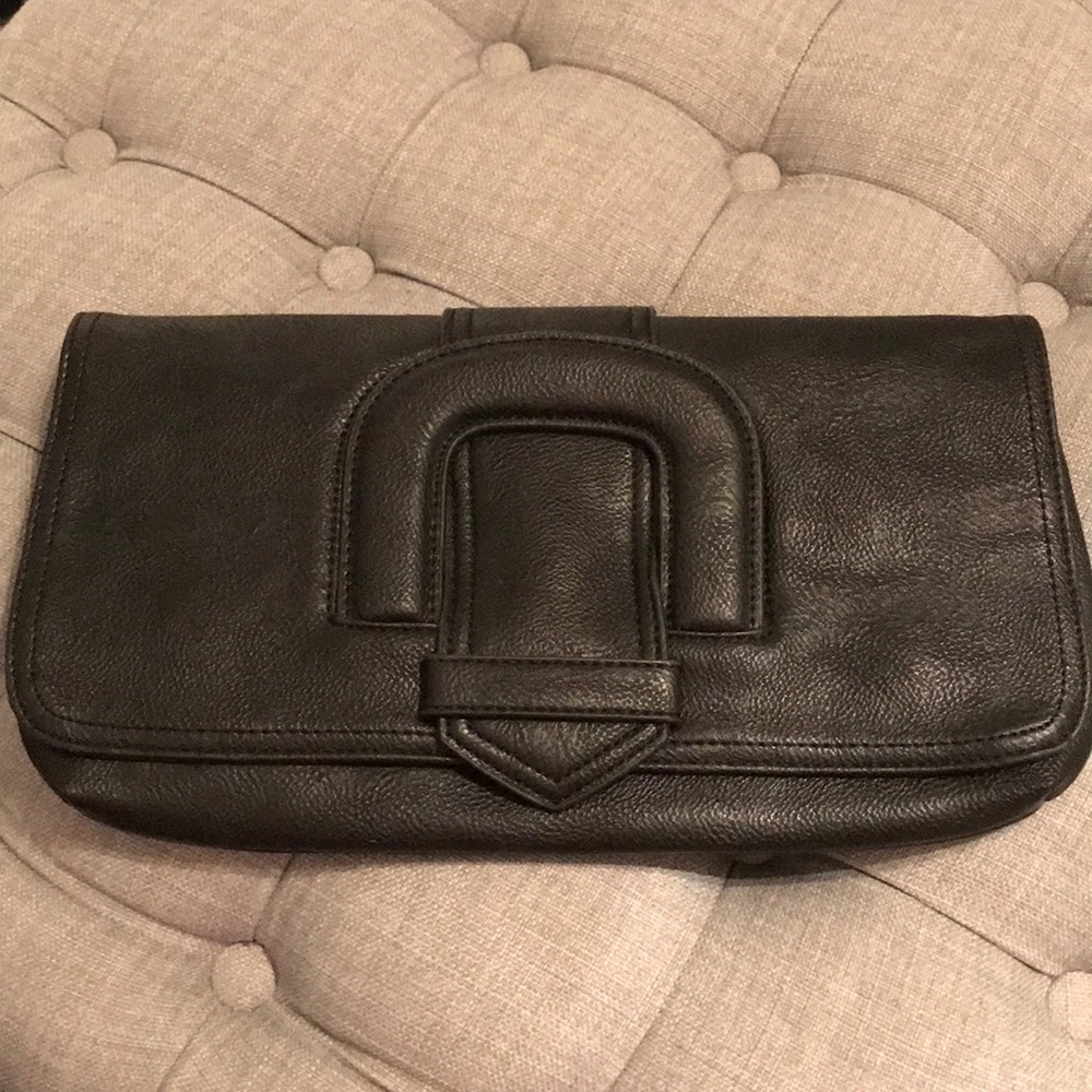 Black Vieta clutch